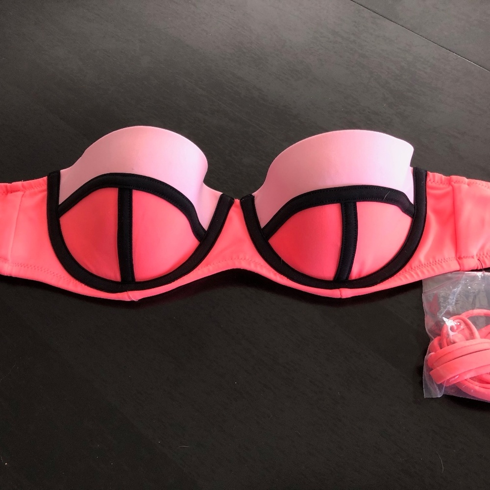 Victoria's Secret Bikini Top 34B